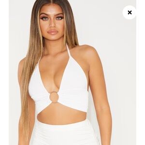 NWOT WHITE PLUNGE RING DETAIL BRALETTE